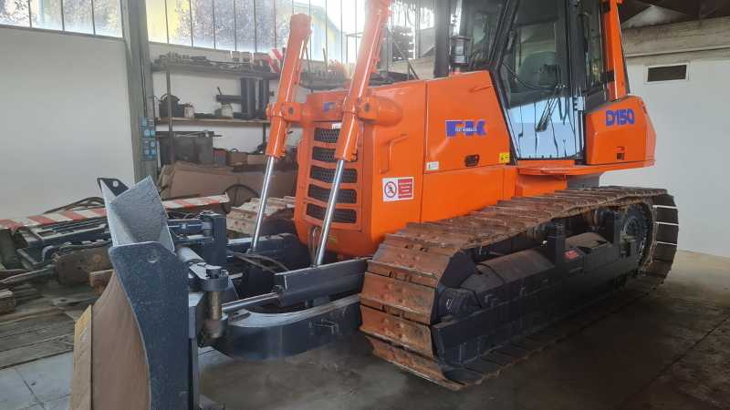 OmecoHub - FIAT KOBELCO D150