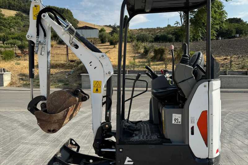 OmecoHub - Immagine BOBCAT E17Z