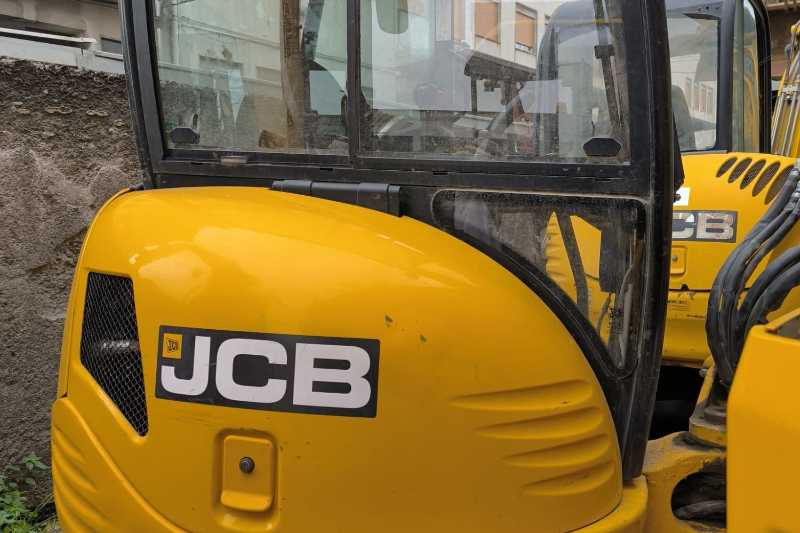 OmecoHub - Immagine JCB 8030