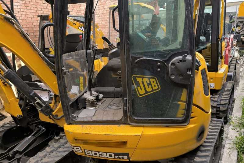 OmecoHub - Immagine JCB 8030