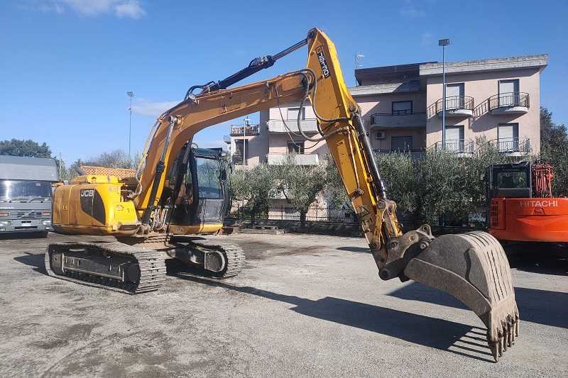 OmecoHub - Immagine JCB JS130LC