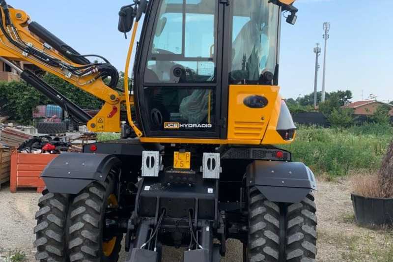 OmecoHub - Immagine JCB 110W